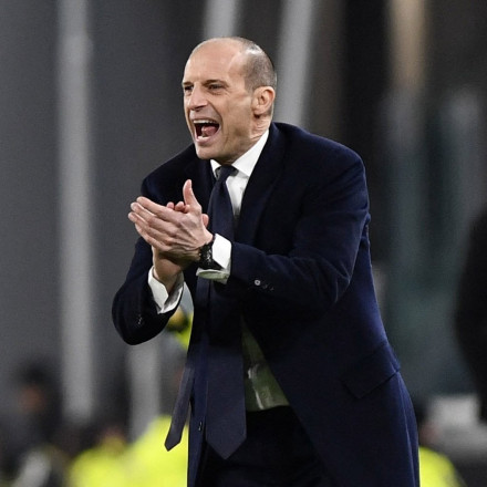 Έκαναν διαφήμιση στην Times Square το «Allegri Out» οι οπαδοί της Γιουβέντους