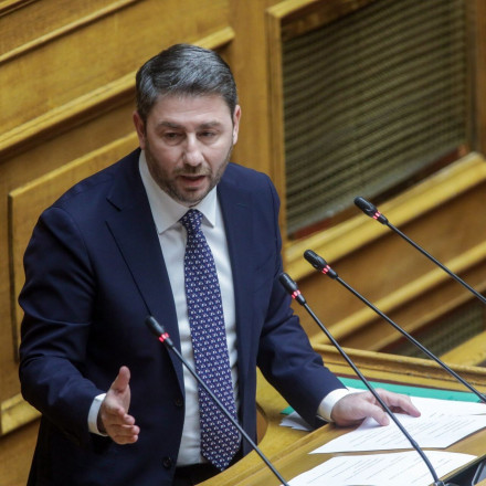 Ανδρουλάκης: Νέα μέτρα υπό πίεση για να πάψουν οι αγρότες να είναι στον δρόμο