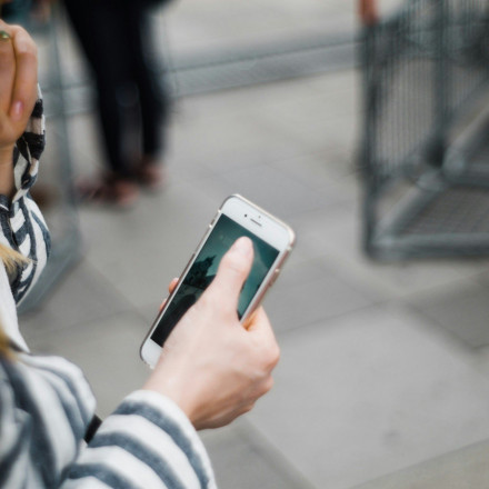 Πώς ζούσαμε πριν βγουν τα κινητά: Σε αυτή την πόλη μπορείς να το καταλάβεις