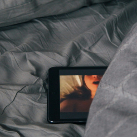 Ελεύθερος ο 13χρονος που διακινούσε γυμνές φωτογραφίες φίλης του - «Έκανα λάθος»