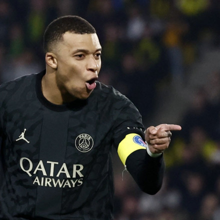 Στο... ρελαντί η Παρί για τον τίτλο-αγωνίστηκε ως αλλαγή ο Εμπαμπέ