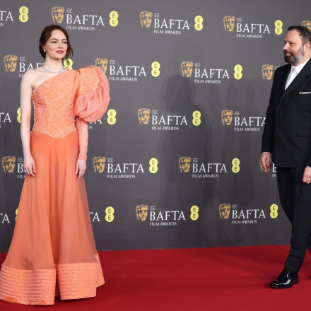 Πόσο καλά ξέρει ο Λάνθιμος την Στόουν; Οι απίστευτες απαντήσεις που έδωσε