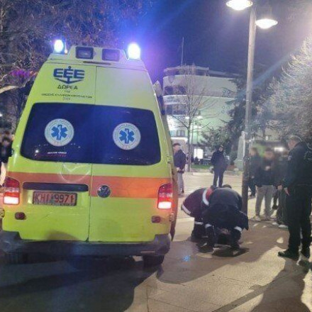 Άγριος καβγάς με ανήλικες στο κέντρο της Λάρισας– Στο νοσοκομείο η μία