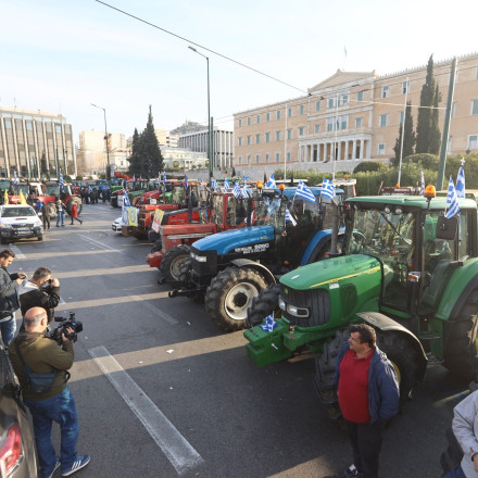 Αναχωρούν οι αγρότες από το Σύνταγμα - Την Πέμπτη κρίνεται το μέλλον των μπλόκων