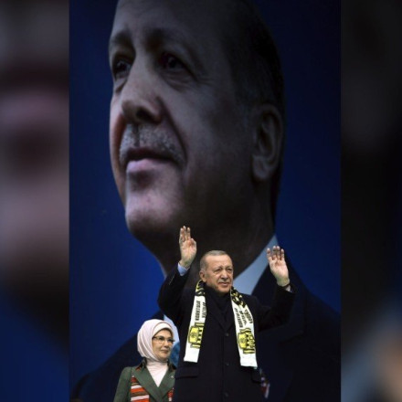 Politico: Γιατί η ΕΕ αγαπάει τον Ερντογάν - Ο μεγάλος «πονοκέφαλος» των 27