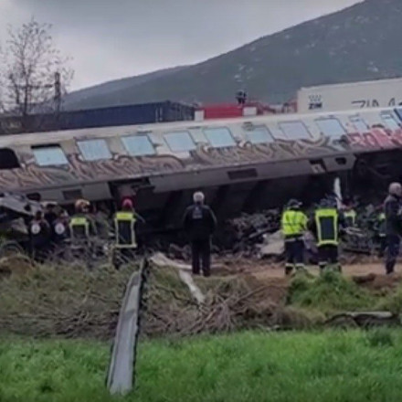 Σύγκρουση τρένων στα Τέμπη: Δημοσία δαπάνη οι κηδείες των θυμάτων