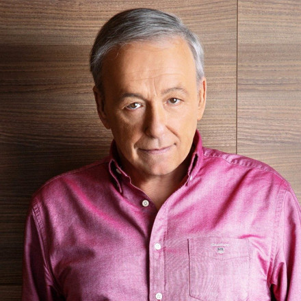 Ο Μικρούτσικος… έδωσε στεγνά τη Μενεγάκη: «Όταν ο έρωτάς της ήταν κρυφός, τους κάλυπτα στο σπίτι μου»