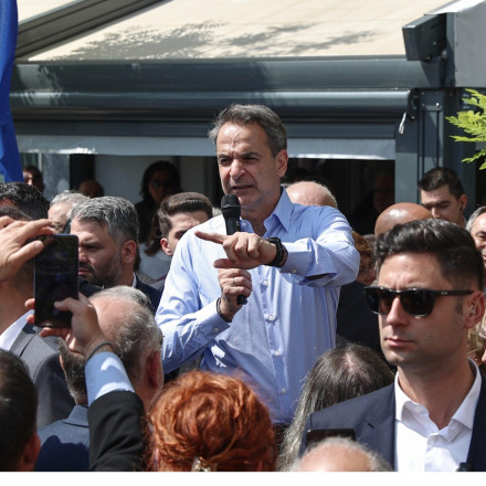 Μητσοτάκης από B' Πειραιά: Να δώσουμε περισσότερες και καλύτερα αμειβόμενες δουλειές