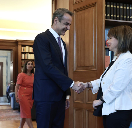 Νέα κυβέρνηση: Στις 13:00 ορκίζεται πρωθυπουργός ο Κ. Μητσοτάκης: Ποιοι θα είναι οι νέοι υπουργοί