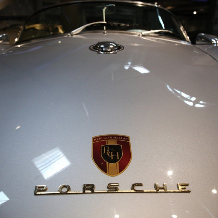 Καύσωνας παντού: Επιμελητήρια, ΔΕΗ, ΕΛΤΑ, Porsche, Vivartia