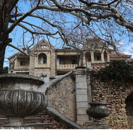 Τατόι: Ανακαλύφθηκαν τα βασιλικά εμβλήματα του Όθωνα