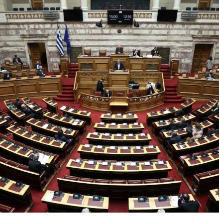 Βουλή: Ψηφίστηκε το νομοσχέδιο για την ενδοσχολική βία