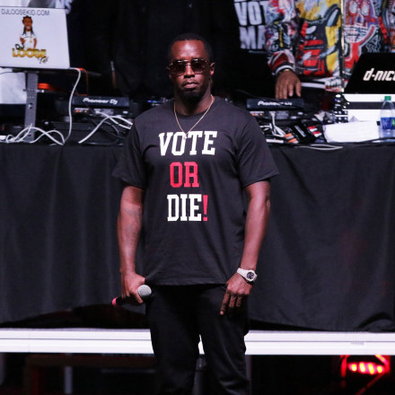 «Diddy»: Παραγωγός τον κατηγορεί ότι τον ανάγκαζε να κάνει σεξ με ιερόδουλες