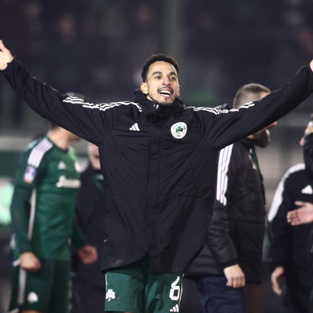 Ζέκα στο flash.gr: «Δεν έχω βιώσει κάτι πιο τρελό στην καριέρα μου!» Ζέκα στο flash.gr: «Δεν έχω βιώσει κάτι πιο τρελό στην καριέρα μου!»