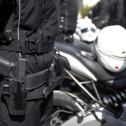 Αττική: Σε βίλα με πισίνα «τσίμπησε» η ΕΛΑΣ τους Τούρκους που εμπλέκονται σε κύκλωμα ναρκωτικών