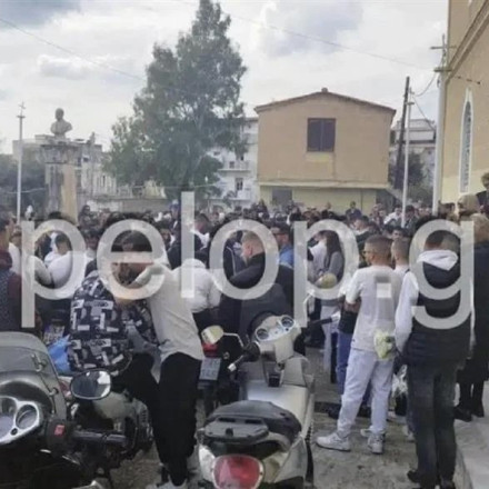 Πάτρα: Θρήνος στην κηδεία του 20χρονου που σκοτώθηκε σε τροχαίο