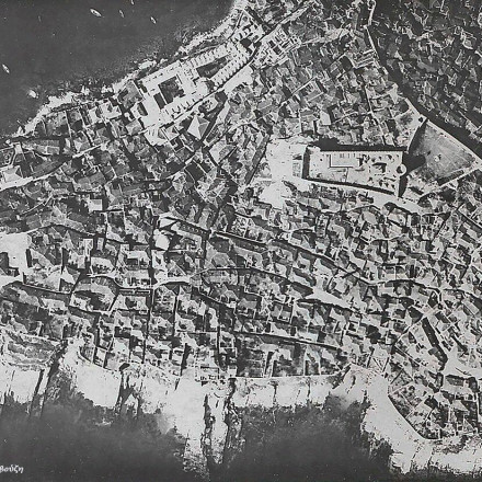 Όταν το 1916 ένα κατασκοπευτικό αεροπλάνο φωτογράφισε από ψηλά την Καβάλα