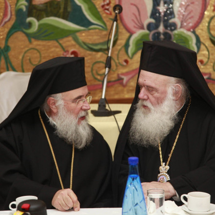 Μητροπολίτης Κερκύρας προς βουλευτές: «Μην πατήσετε ξανά στην Εκκλησία»