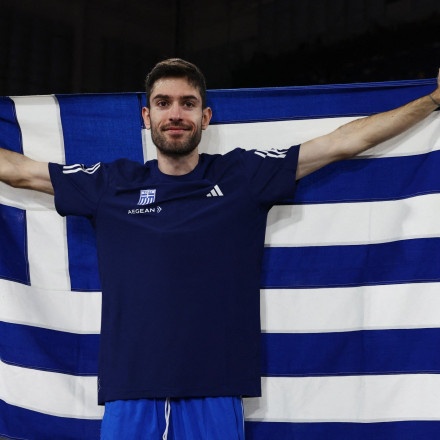 Το έκανε ξανά ο Τεντόγλου: Παγκόσμιος πρωταθλητής στον «ουρανό» της Γλασκώβης