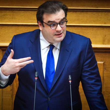 Πιερρακάκης για μη κρατικά ΑΕΙ: «Συνταγματικά στέρεο το νομοσχέδιο» - Πυρά στο ΠΑΣΟΚ