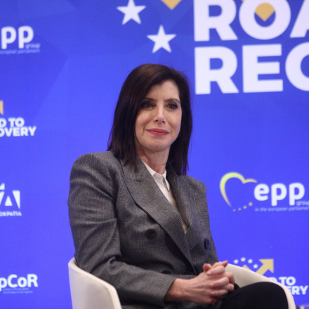 Άννα Μισέλ Ασημακοπούλου: Η πρώτη αγωγή από απόδημο για τα προεκλογικά e–mails