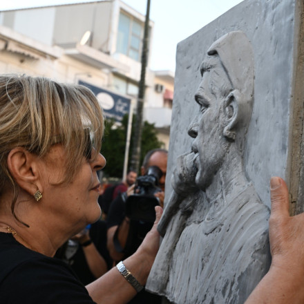 Οργή της Μάγδας Φύσσα για την αποφυλάκιση Μιχαλολιάκου: «Οι δολοφόνοι έξω, οι αλληλέγγυοι μέσα» Οργή της Μάγδας Φύσσα για την αποφυλάκιση Μιχαλολιάκου: «Οι δολοφόνοι έξω, οι αλληλέγγυοι μέσα»