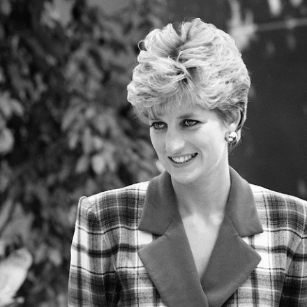 Στη δημοσιότητα άγνωστη φωτογραφία της Νταϊάνα