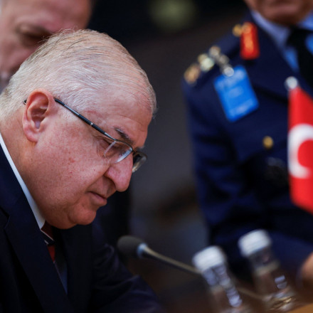 Γκιουλέρ: Θέλουμε θετική ατζέντα με Ελλάδα - Τέλη Απριλίου τα Μέτρα εμπιστοσύνης