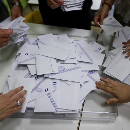 Ευρωεκλογές: Ερώτηση βουλευτών του ΠΑΣΟΚ για την επιστολική ψήφο