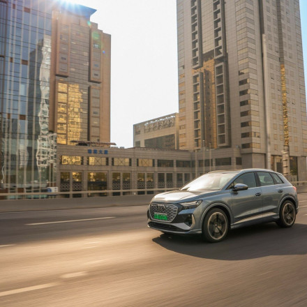 Νέο Audi Q4 Business e-tron: Με πλούσιο εξοπλισμό και προνομιακή τιμή