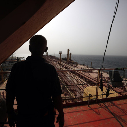 Νέο χτύπημα των Χούθι στην Ερυθρά σε πλοίο εταιρείας που εδρεύει στην Αθήνα