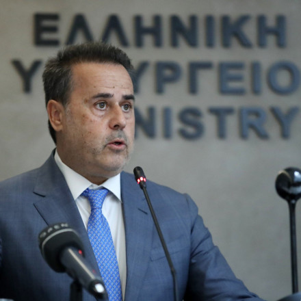 «Η Ελλάδα έχει το φθηνότερο νερό στην Ευρώπη»: Τι ανακοίνωσε ο υπουργός για ΕΥΔΑΠ και τιμολόγια