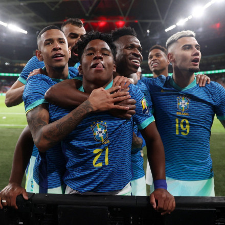 Το «διαμάντι» της Βραζιλίας, Έντρικ, ξέρανε την Αγγλία στο Γουέμπλεϊ