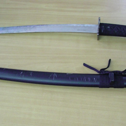 Συνελήφθη 29χρονος στην Κάλυμνο που μπήκε  σε σούπερ μάρκετ με σπαθί «σαμουράι»