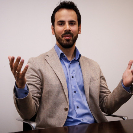 ΝΔ για ανάρτηση Κασσελάκη: Ομολογεί ότι επί μήνες κορόιδευε τους πολίτες