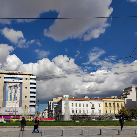 Καιρός: Σκαρφαλώνει στους 20 η θερμοκρασία με ήλιο και τοπικές νεφώσεις σε όλη τη χώρα