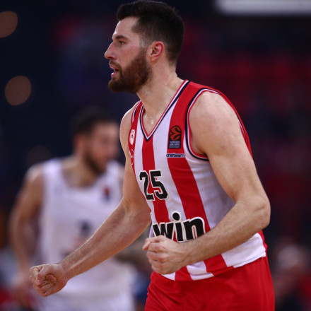 Πίτερς στο Flash.gr: «Λανθασμένη προσέγγιση να σκεφτόμαστε το πλεονέκτημα έδρας»