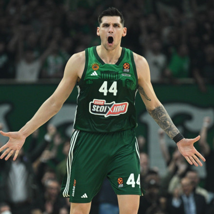 Μήτογλου στο flash: Έχουμε τρομερή χημεία με τον κόσμο, έπαιζα κι άλλο αν έπρεπε