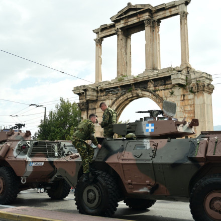 25η Μαρτίου: Πότε θα γίνει η παρέλαση - Οι μέρες και οι ώρες, οι κυκλοφοριακές ρυθμίσεις