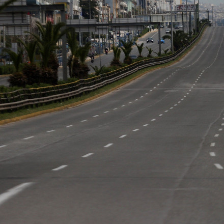 Βίντεο ντοκουμέντο από τροχαίο στη Συγγρού - Ο οδηγός εγκατέλειψε το σημείο