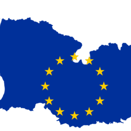 Γεωργία: Αναστέλλονται οι διαπραγματεύσεις για την ένταξή της στην ΕΕ, τουλάχιστον μέχρι το 2028