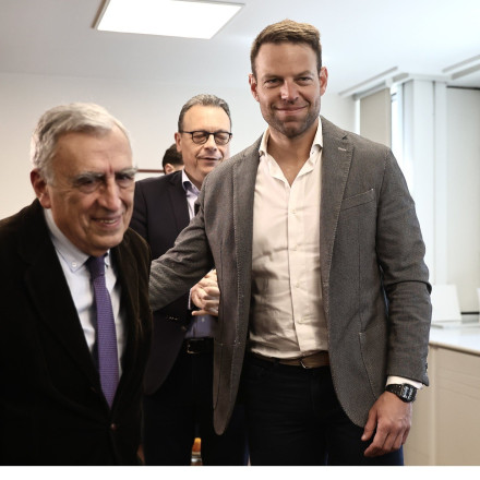 Κασσελάκης: Τριπλή επίθεση στην κυβέρνηση με Τέμπη, υποκλοπές, απόδημους