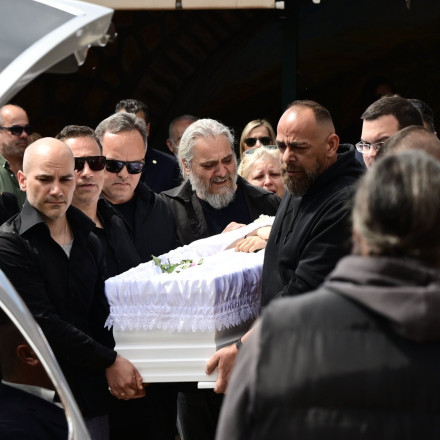 Κραυγή πόνου για την 28χρονη: «Αν ήταν ένας αστυνομικός δίπλα της τη Δευτέρα...»