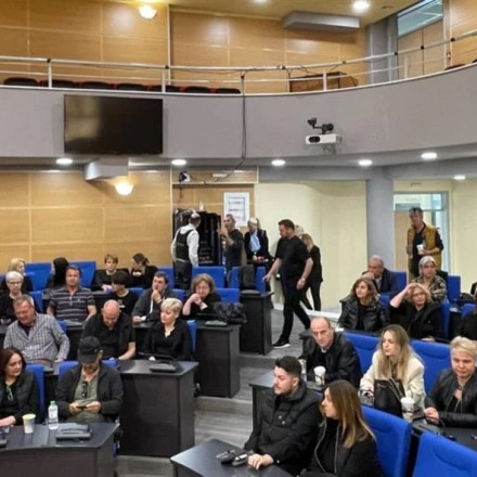 Τέμπη: Παραίτηση Φλωρίδη ζητούν συγγενείς των θυμάτων - Κάνουν νέες μηνύσεις