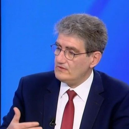 Τα παιδιά της Αριστεράς παίζουν με τον διακόπτη και κινδυνεύουν με black out