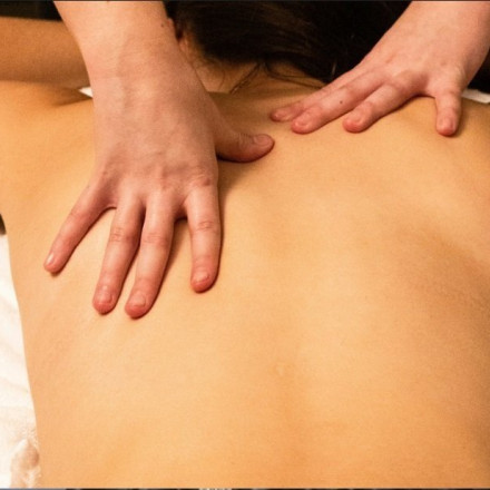 Καταγγελία σοκ: 54χρονος πήγαινε για ερωτικό μασάζ με την 9χρονη κόρη του