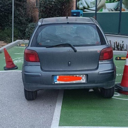 Παράνομο παρκάρισμα: Πότε παραγράφονται τα πρόστιμα των δήμων - Παρέμβαση του Συνηγόρου του Πολίτη