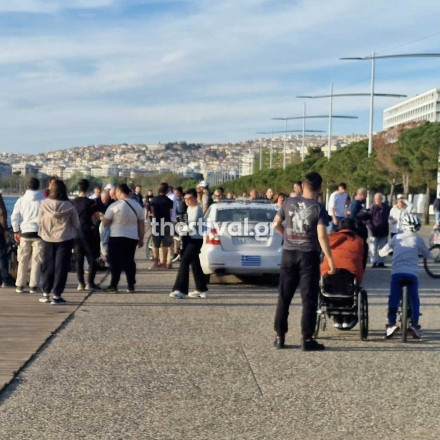 Θεσσαλονίκη: Γυναίκα έπεσε στον Θερμαϊκό - Στο νοσοκομείο σε κρίσιμη κατάσταση