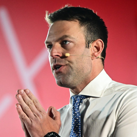 «Δεξιά, ξινά σταφύλια» - Κασσελάκης κατά των μέτρων για τον σχολικό εκφοβισμό