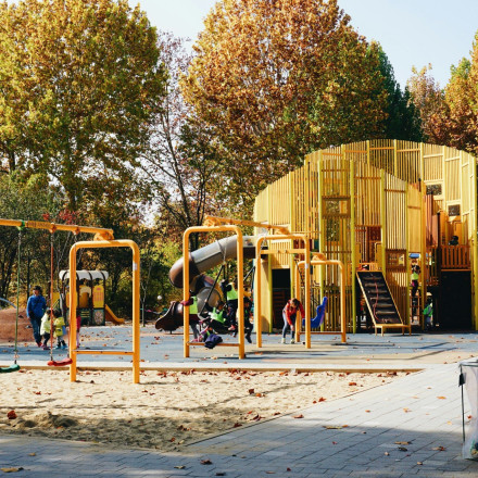 Ηράκλειο: 6χρονη έπεσε από μεγάλο ύψος σε παιδική χαρά - Αγωνία για τους γονείς